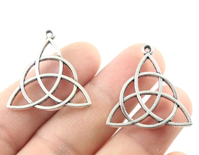 29x28mm 10pcs Antique Silver Plated Triangular Symbols Handmade Charms Pendant:DIY for bracelet necklace-P1-45