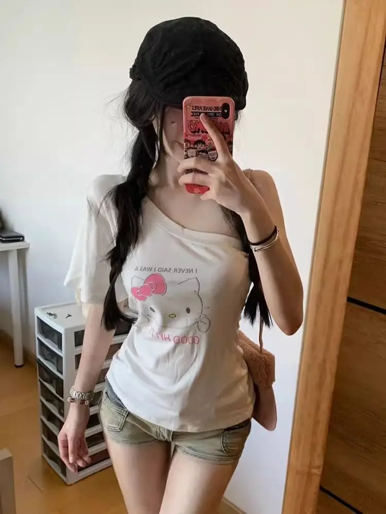 

Женская футболка Hello Kitty 2025 Y2K с открытыми плечами, сексуальный укороченный топ с графическим принтом, хлопковая летняя модная футболка