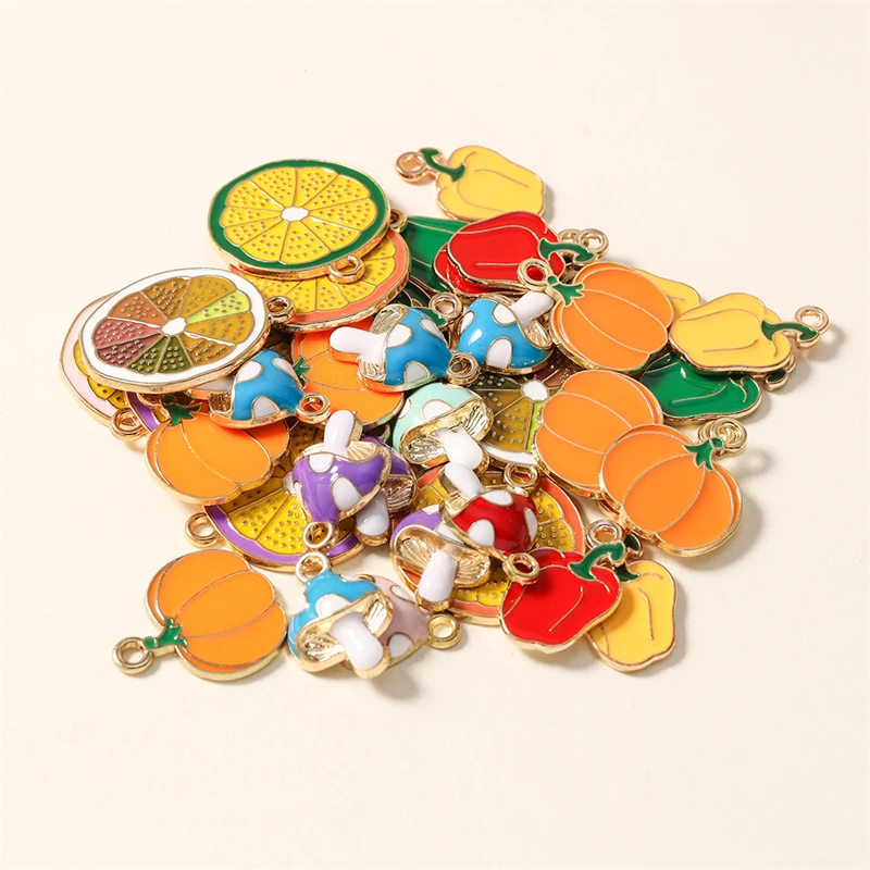 10 Stück Niedliche Emaille-Anhänger in Form von Kürbis, Orange und Pilz für Schmuckherstellung, Ohrringe, Halsketten, Armbänder, DIY-Bastelbedarf – Detail 3