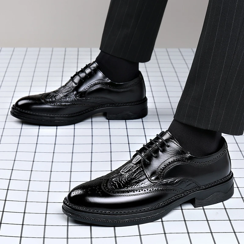 أحذية جلدية كاجوال للرجال طراز ريترو كاجوال للعمل أو العمل اليومي أحذية عالية الجودة برباط أسود وبني جديد #2