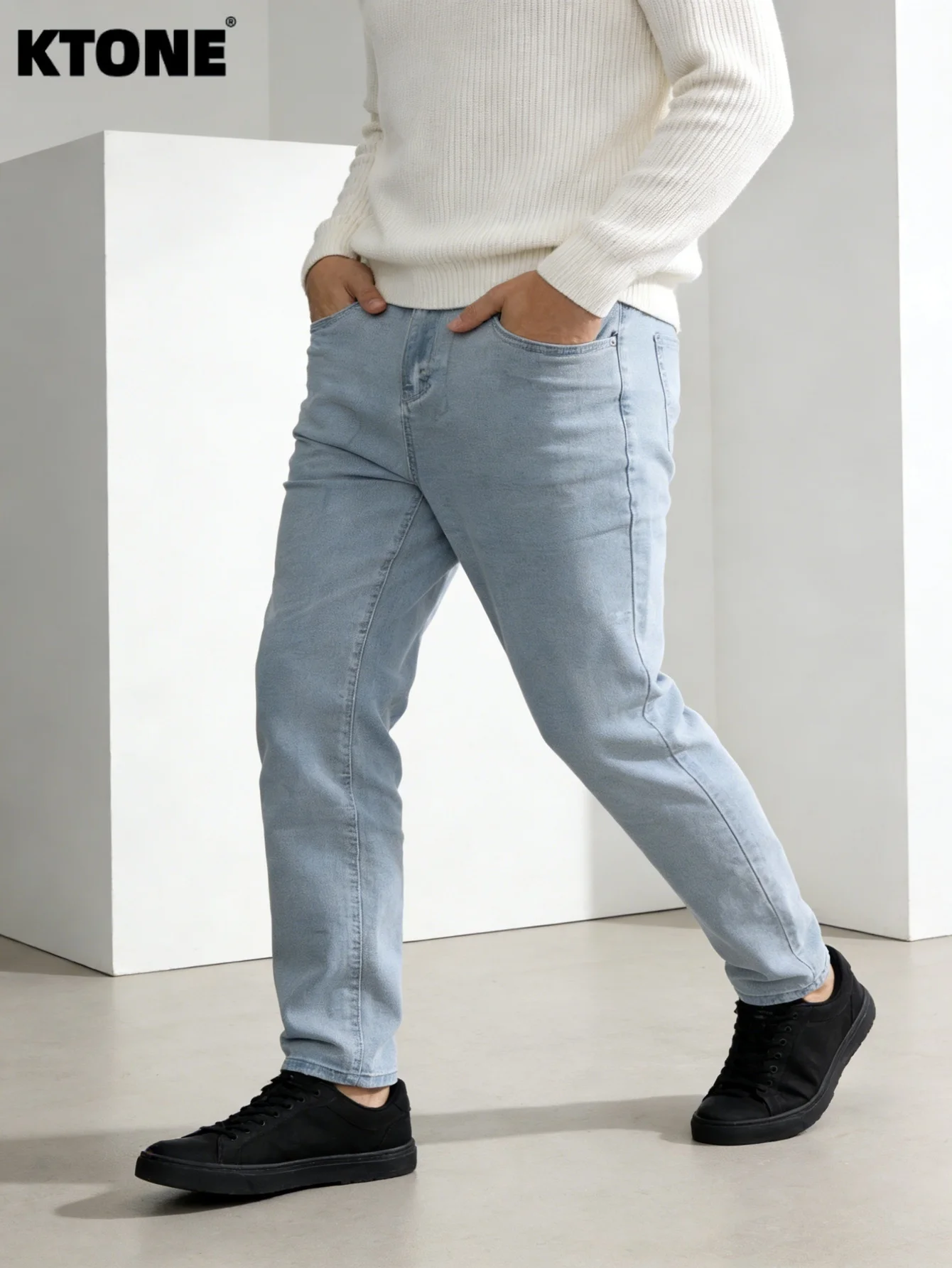 

Men's Wabi-sabi Withered Leaf Style Slim Fit Jeans for Autumn Fallen Leaf Market Shopping