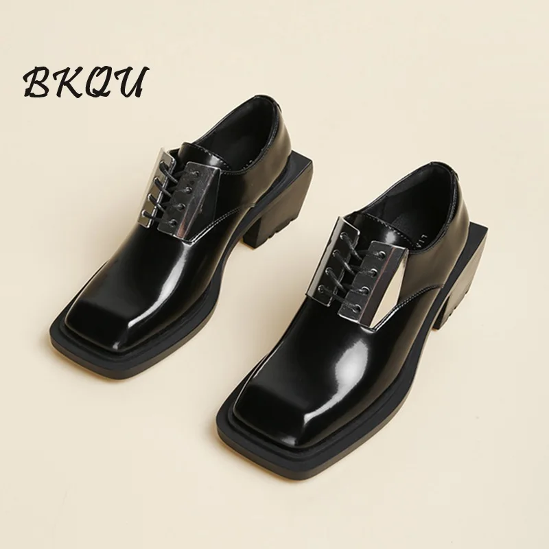 BKQU 2024 New Trend Men's Design Sense Metal Decorative Derby Shoes Square Head Small Leather Shoes High Quality