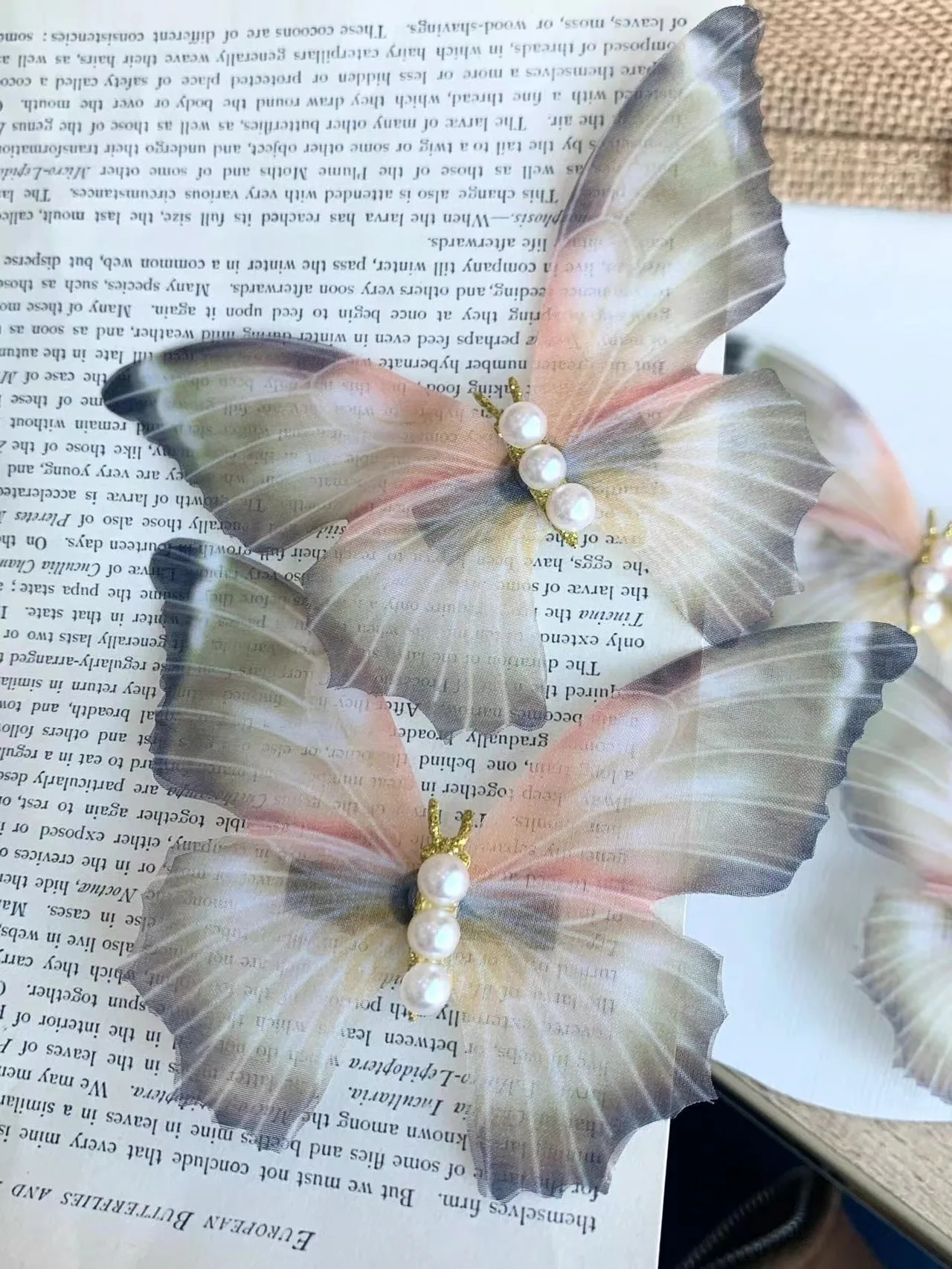 Stunning Elegant Butterfly Hair Clip for Women and Girls Beautiful Barrettes Trendy Fashion Hair Accessories Hairpins for Girls