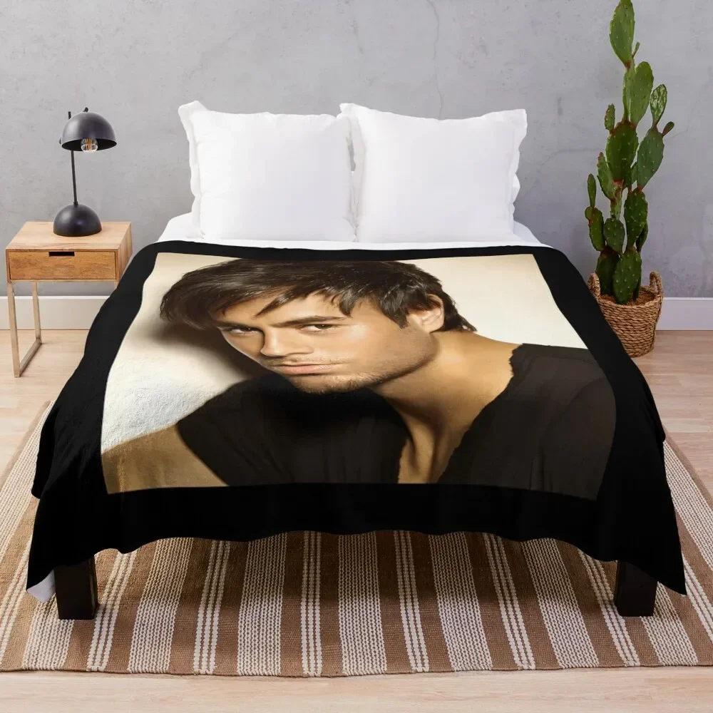 

rumahuya enrique iglesias Throw Blanket cosplay anime Bed covers Plaid Blankets