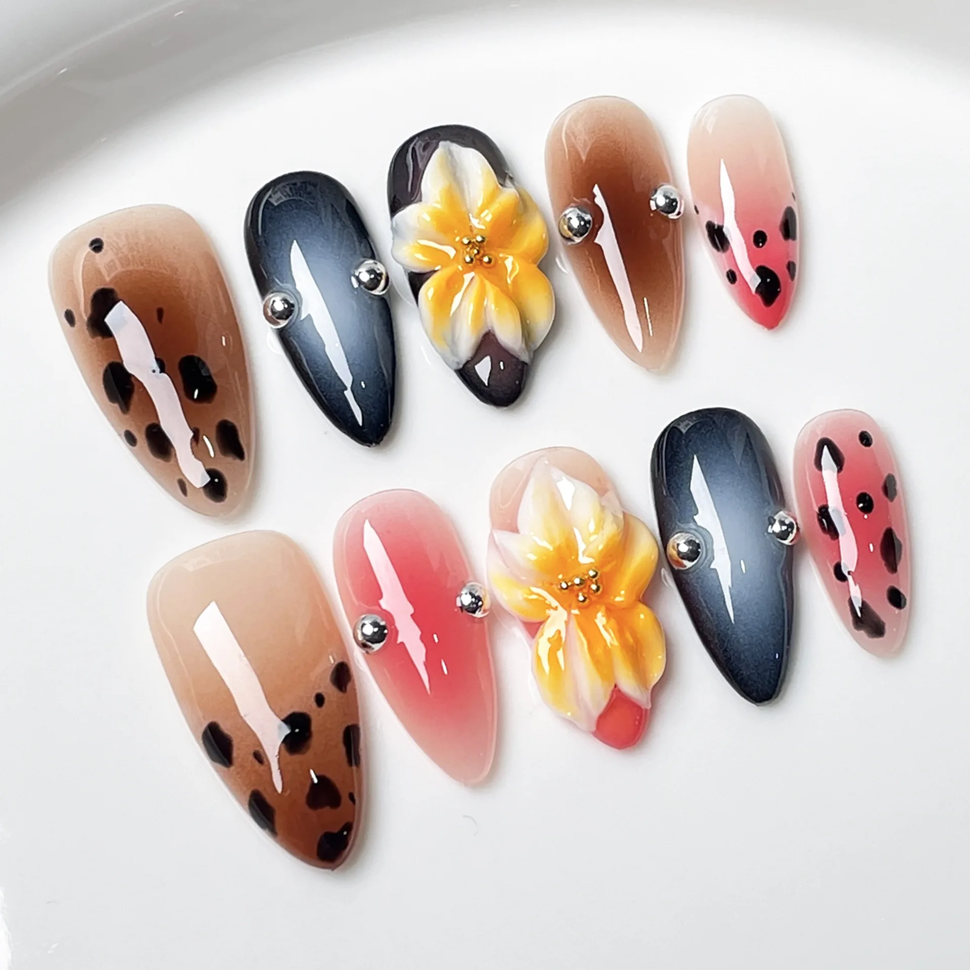 10Pcs Handmade Press on Nails Full Cover Color Collision 3D Flower French Leopard Print Almond Wearable False Nail Spice Girls