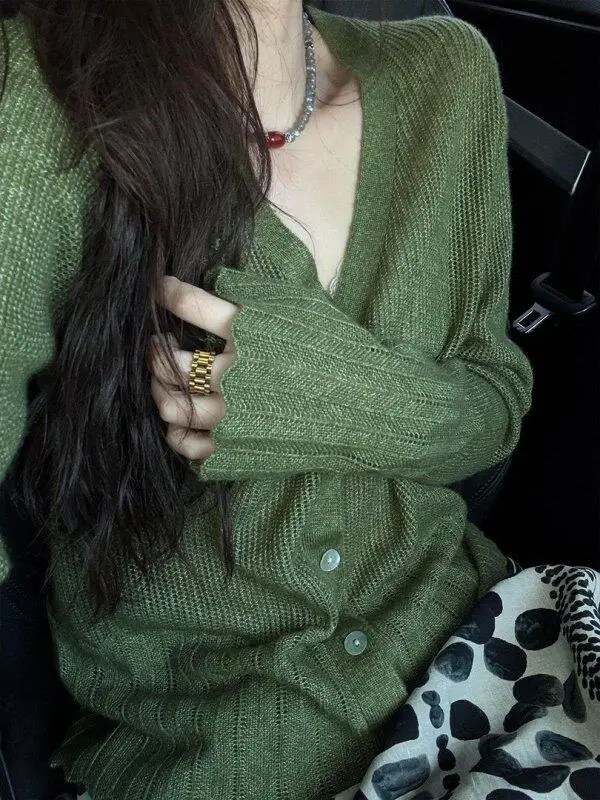 

Green V-Neck Knitted Open Cardigan Women's Fashion Spring 2026 Bell Sleeve Elegant High-End Feeling Casual Long Sleeve Sweater