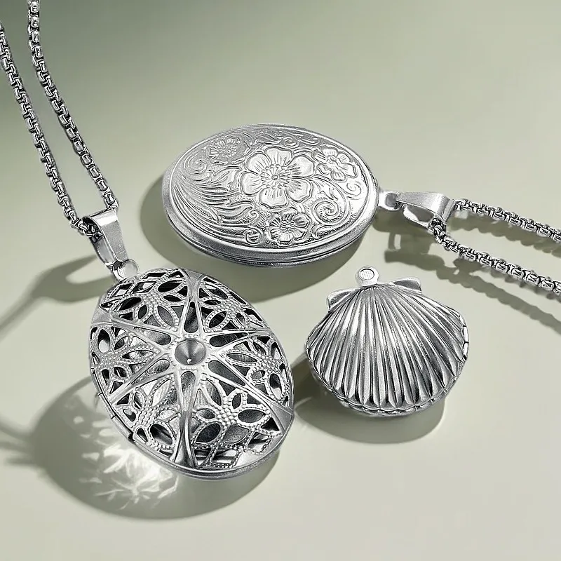 Stainless Steel Oval-shaped Ornament Photo Box Can Be Opened Personalized Exquisite Small Accessory