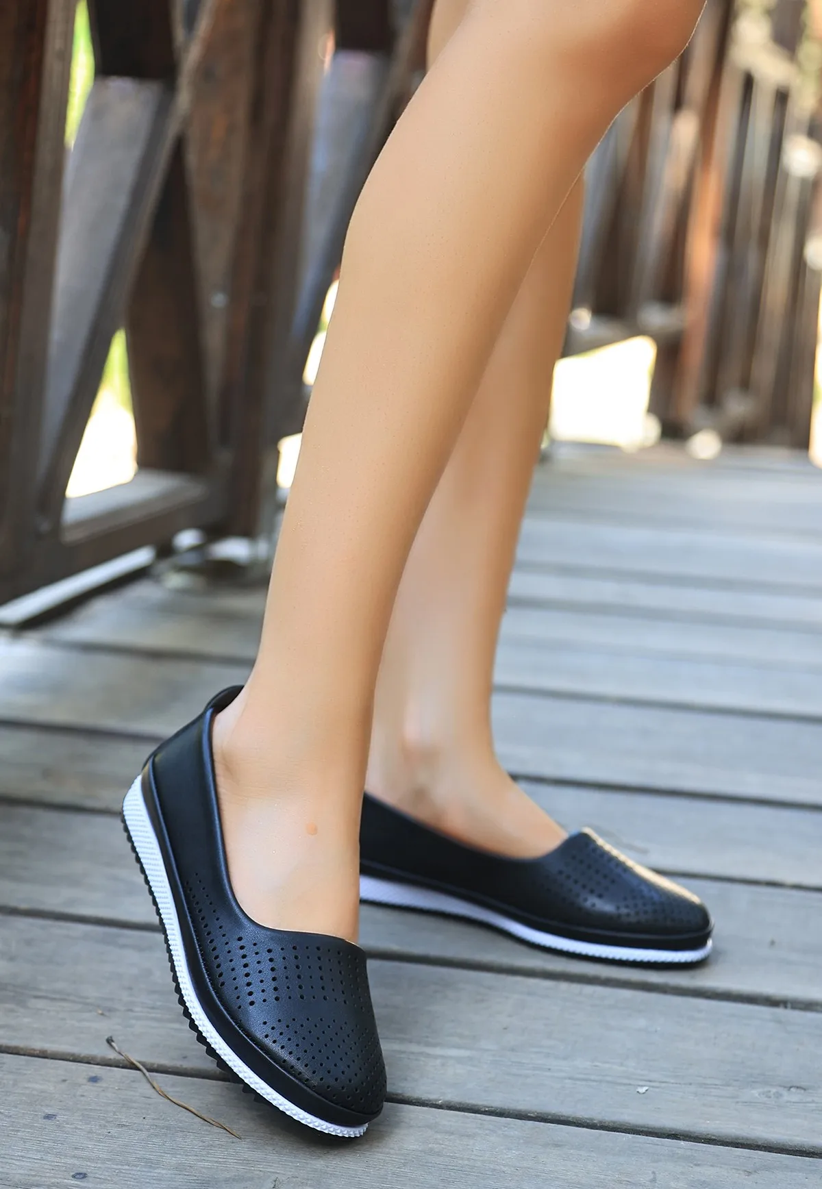 

Lily Black Skin Flat Shoes