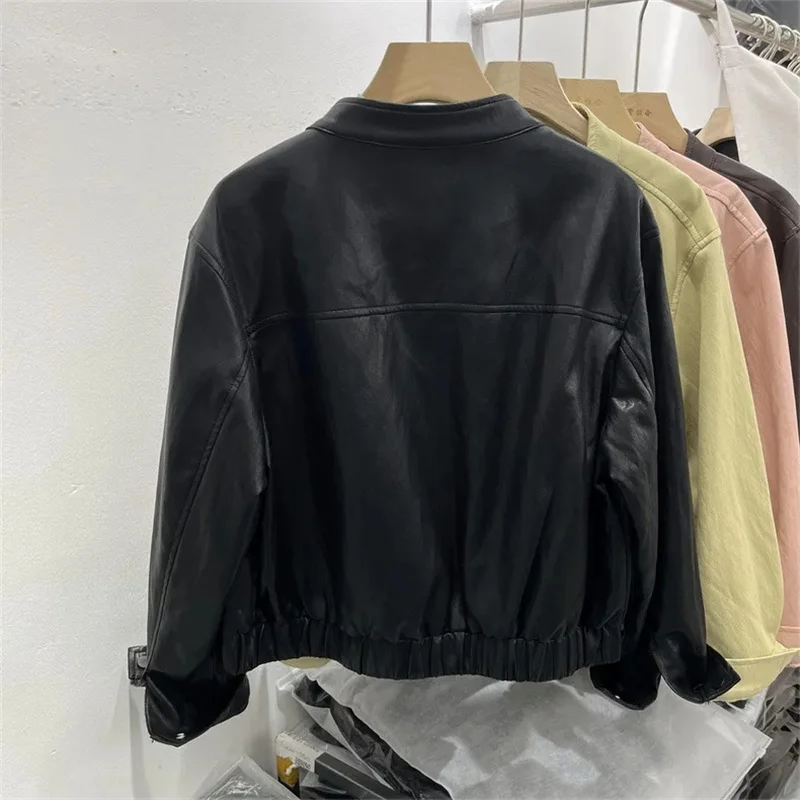Giacca in pelle da donna 2025Primavera Nuovo Capispalla Colletto rialzato Cappotto allentato Cappotto in pelle PU lavato da moto Top marea da donna