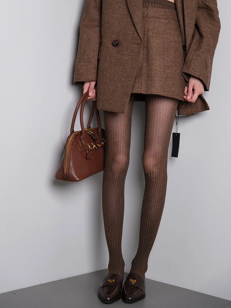 Outdoor Sports Socks, Pantyhose, Autumn and Winter Socks with Niche Design, High-end Coffee Color, Knee and Calf Socks