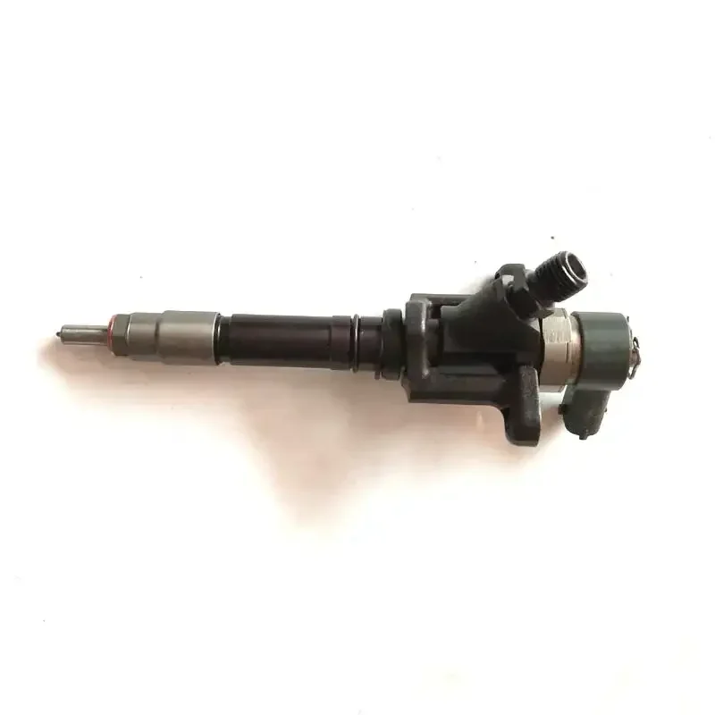 New Diesel Fuel Injector ME223750 for Mitsubishi Fuso FE 4M50 Canter 4.9 Turbo