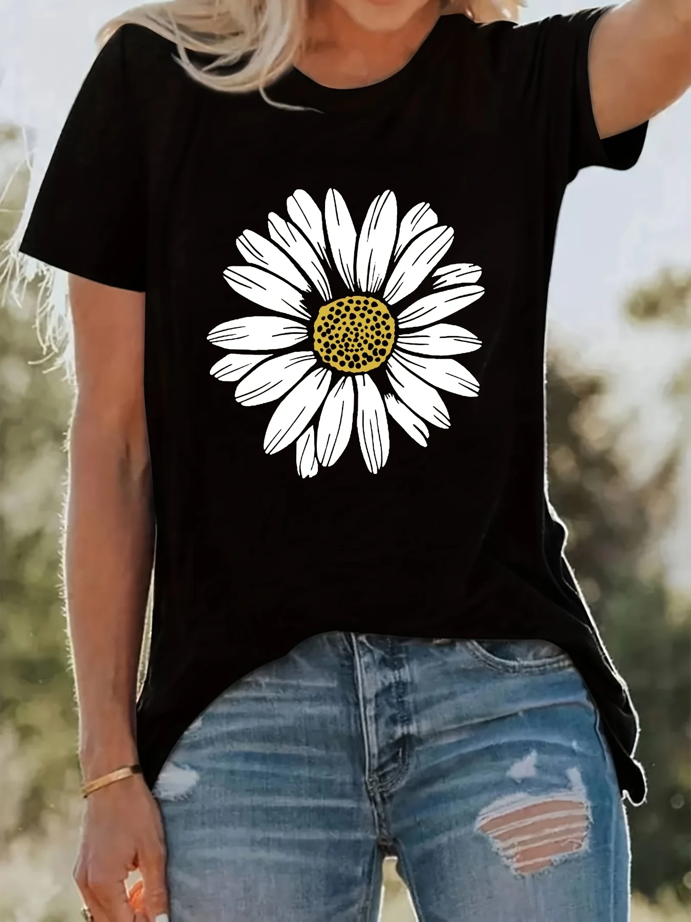 

Flower Print Crew Neck T-Shirt, Casual Short Sleeve Top For Summer & Spring, Women's Clothing