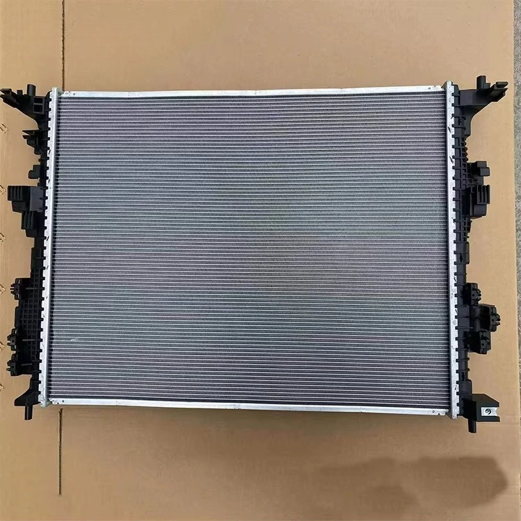 

Радиатор системы охлаждения двигателя автомобиля OEM LX6Z8005A с вентилятором