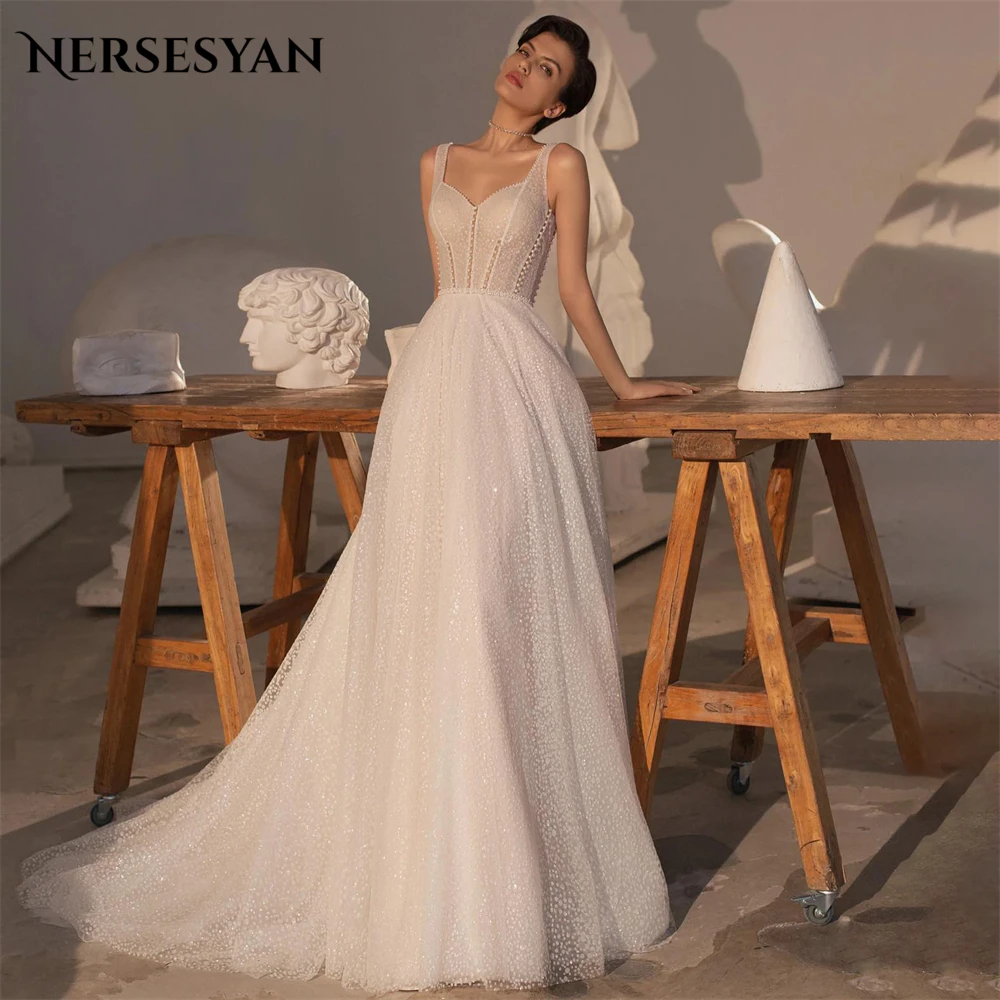 

Nersesyan Glitter Vintage Wedding Dresses A-Line V-Neck Pearls Backless Bridal Gowns Princess Bride Dress robe de mariée 2024