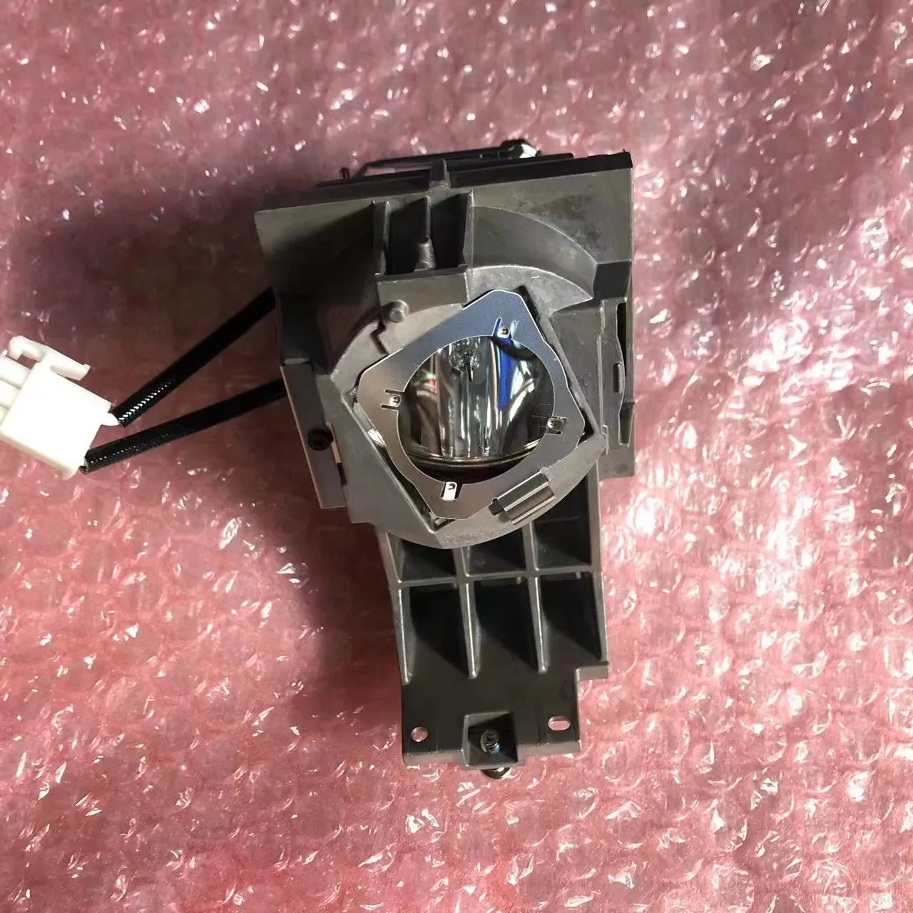 

REPLACEMENT PK-L2417U / PK-L2417UW 5J.JKV05.001 5J.JN605.001 for LX-UH1 LX-UH1W LX-UH1B LX-UH1W W5700 HT5550 MS536 LAMP