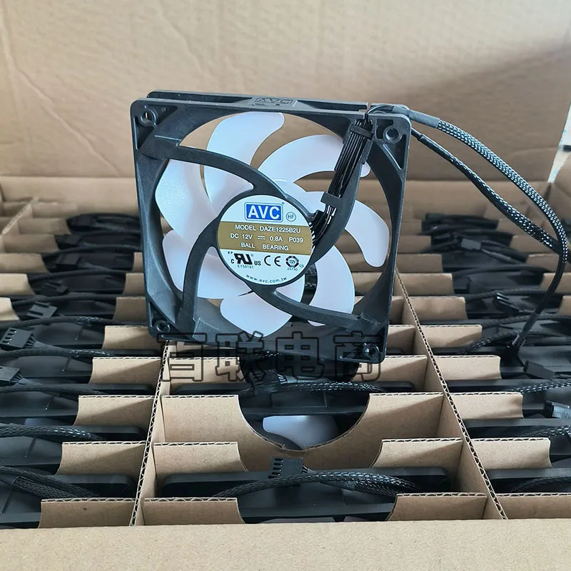 

AVC DAZE1225B2U P039 DC 12 В 0,8 А 120x120x25 мм Серверный охлаждающий вентилятор