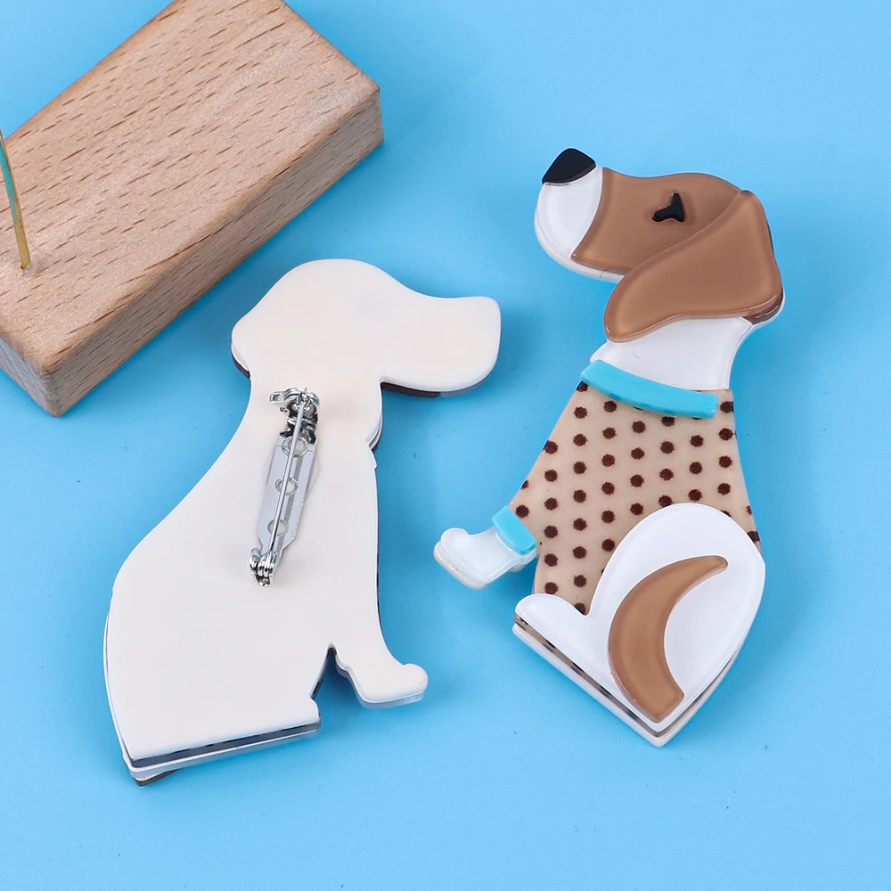 FishSheep Lovely Dog Acrylic Brooches for Women Resin Cute Animal Puppy Brooch Pins Fashion Clothing Accessories Gifts
