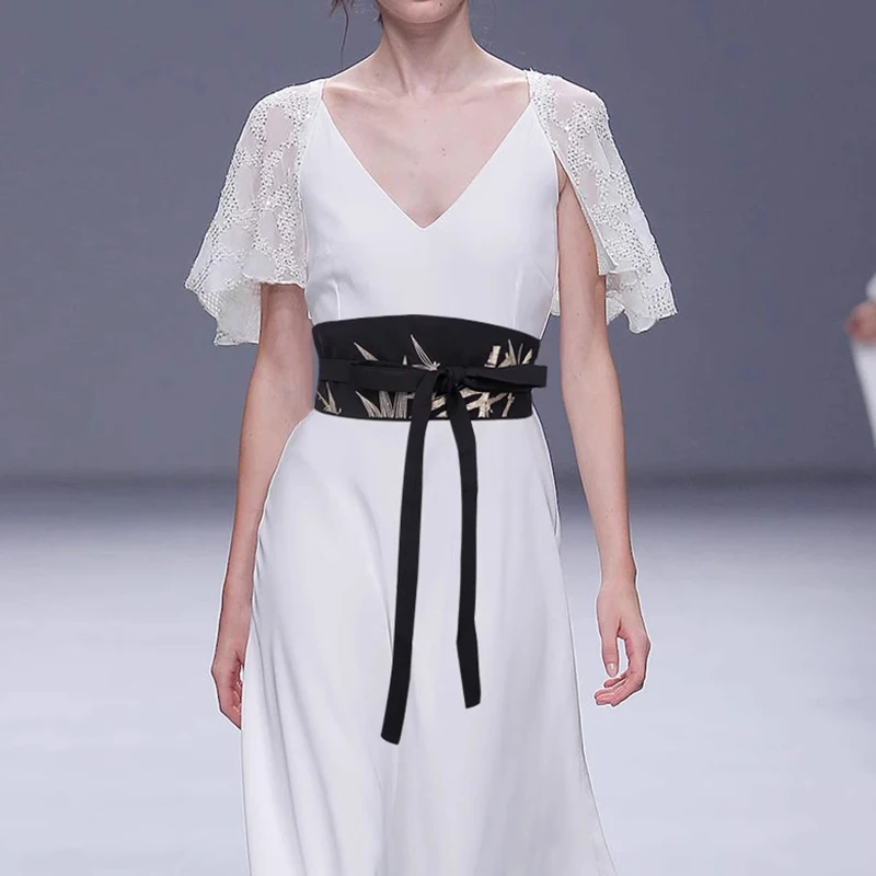 Elegant Lady's Chinese Traditional Retro Embroidery Hanfu Waistband Ethnic Style Wide Waist Belt Corset Tie Belt for Dress Decor