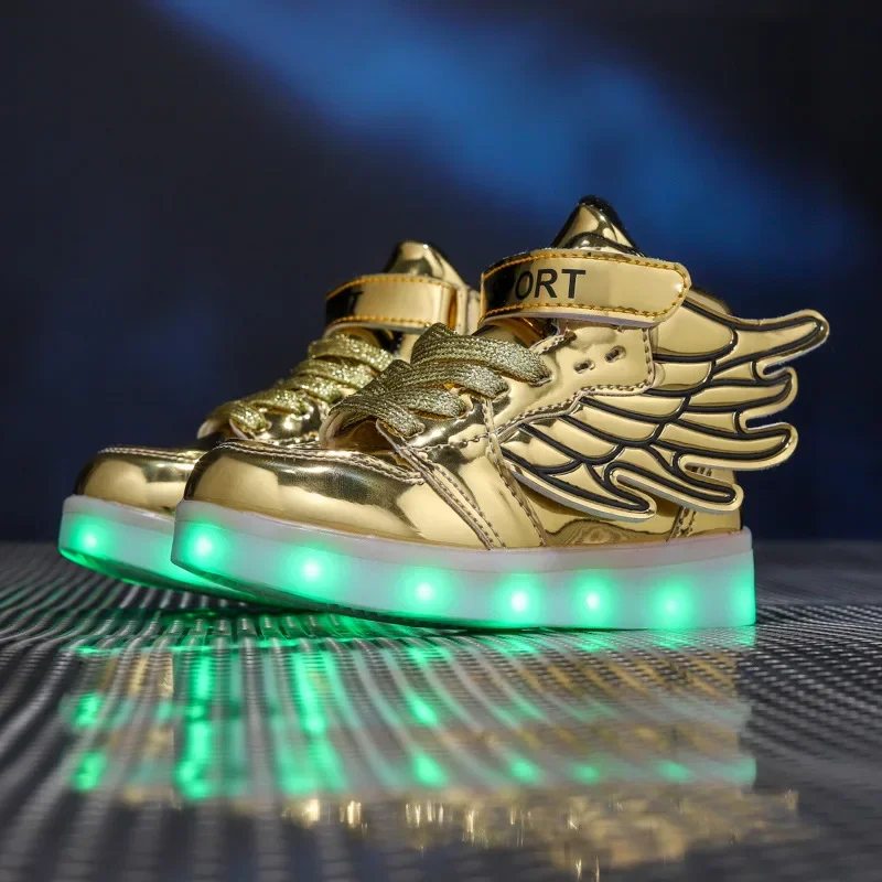 Scarpe leggere a LED per bambini ricaricabili USB ali di moda scarpe Casual luminose per ragazzi e ragazze