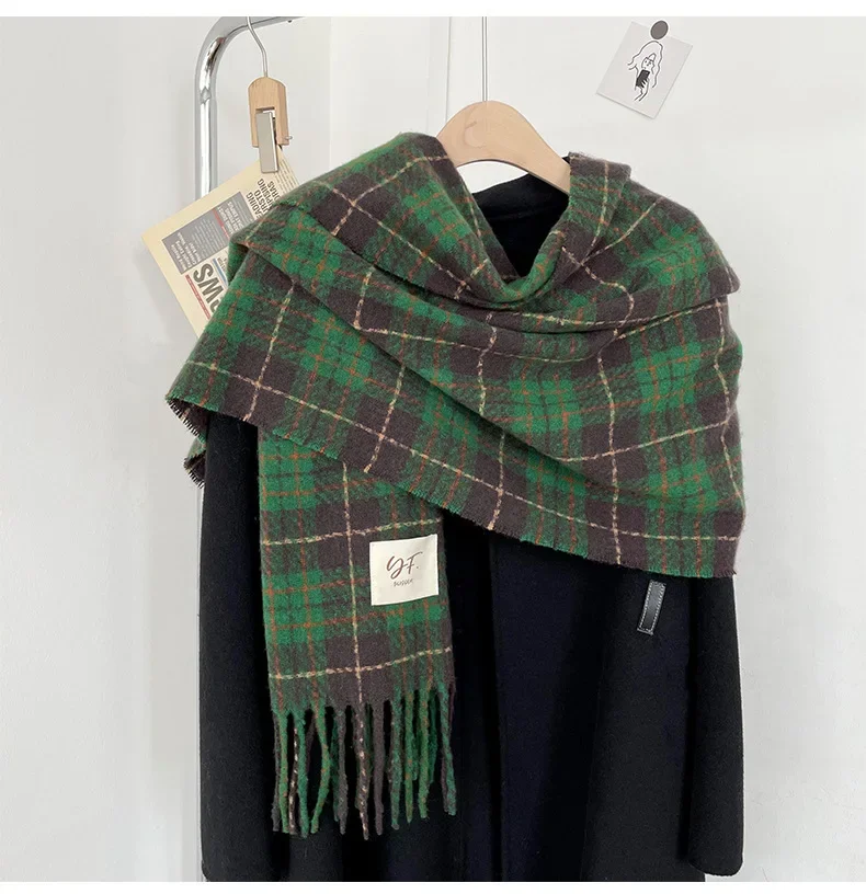 Women\'s Cashmere Scarf Green Plaid Vintage Winter Korean Thick Warm Long Tassel Shawl Neck Christmas Gift Fashion Accessories