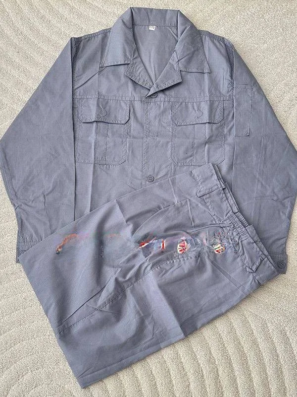 

Ультратонкий летний рабочий костюм с длинным рукавом для мужчин: дышащий, легкий, из смесового хлопка и полиэстера, комфортный.