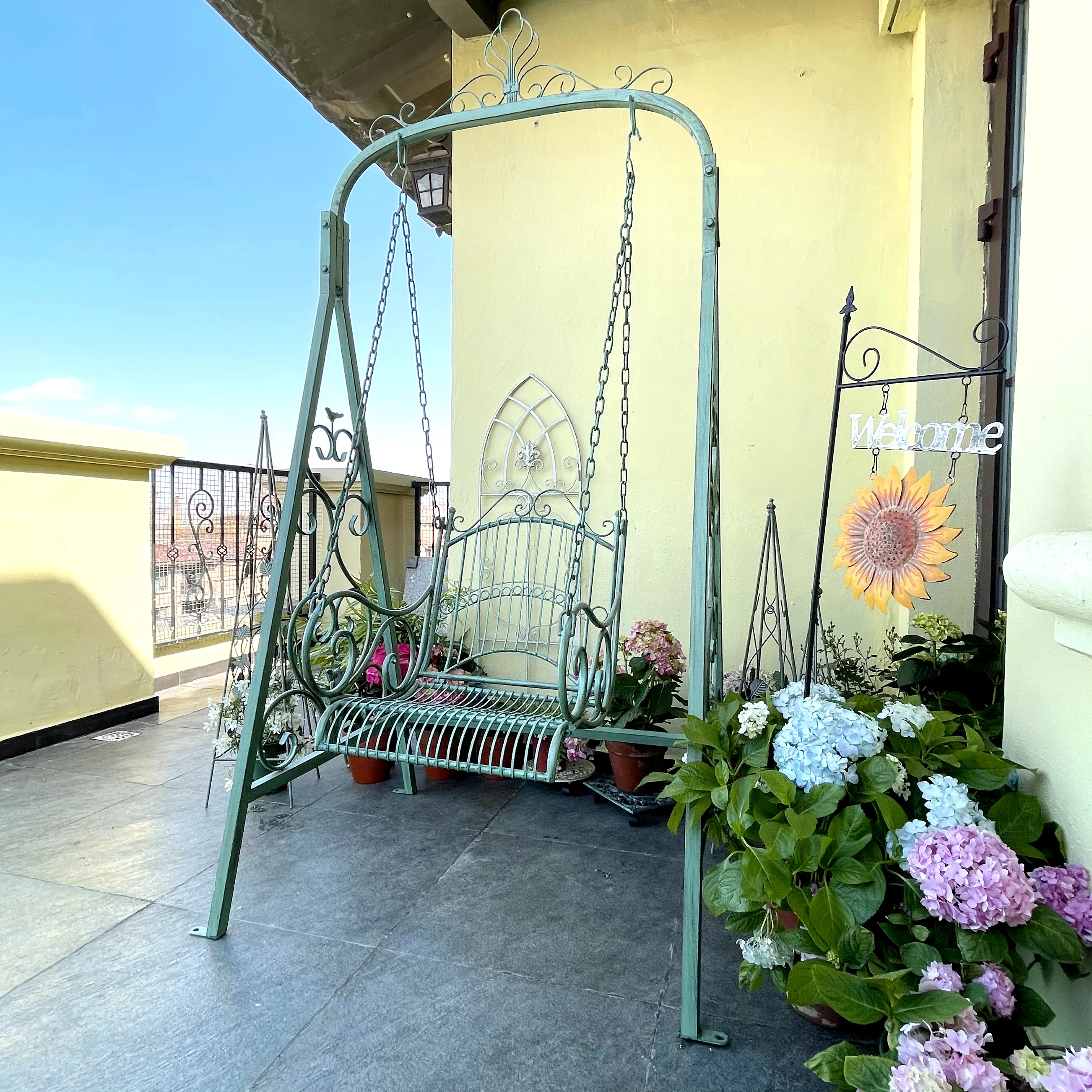 

American country retro wrought iron outdoor swing chair, garden balcony terrace indoor courtyard single