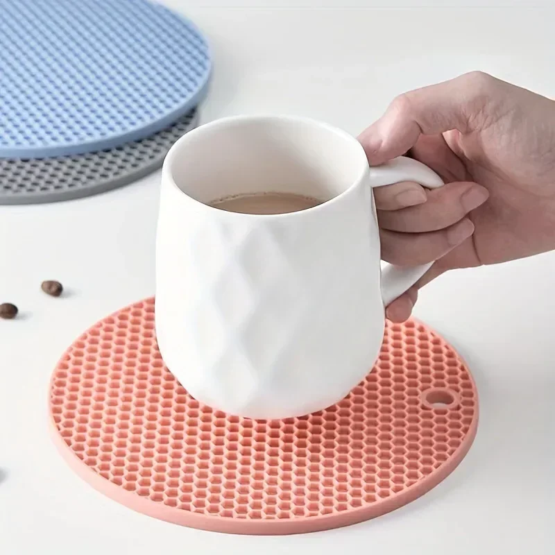 13.5/17cm Round Heat Resistant Silicone Mat Drink Cup Coasters Non Slip Pot Holder Thicken Table Placemat Kitchen Accessories