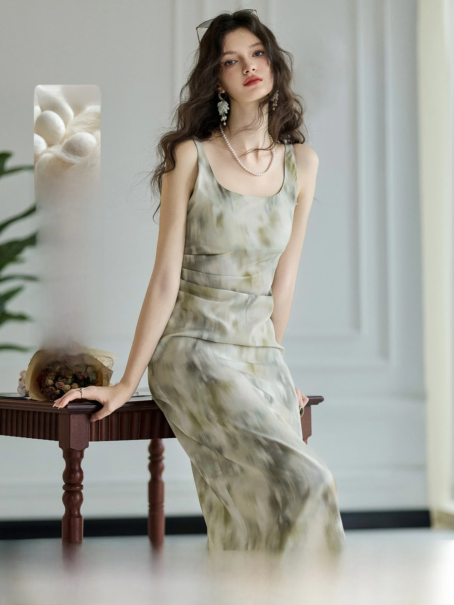 

Шелковое платье Mona Pale Color из шелка 19 момме, весеннее, средней длины, элегантное, с квадратным вырезом, без рукавов, для повседневной носки