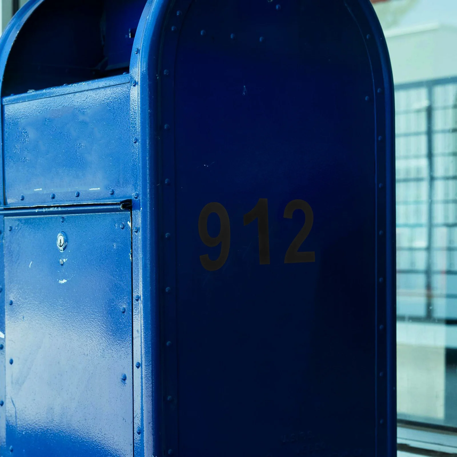 

Reflective Mailbox Stickers Decal Waterproof Self Adhesive for House Address Signs Outdoor Safety Easy Application