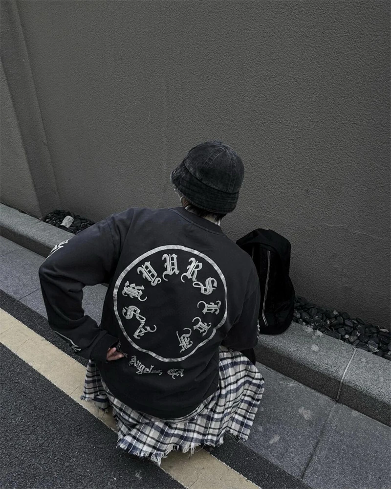 

Новая модная потертая винтажная футболка ASKYU High Street с буквенным принтом Sanskrit, повседневная свободная футболка с длинными рукавами и круглым вырезом, уличная мода