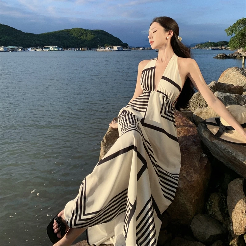 

Hot Girl Sexy Striped Dress for Women's Autumn Halter Neck Slim Fit Sleeveless Long Dress Fashion Female Clothes