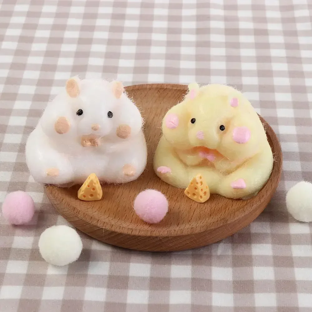 

Party Favors Cute Hamster Squeeze Toy Silicone Pinch Decompression Toy TPR Fidget Sensory Toys