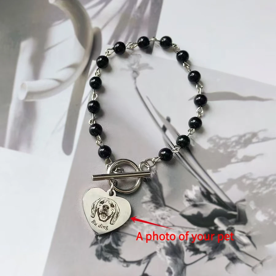

Stainless Steel Carving Pet Photo Heart Bracelet For Women With A Niche Design, High-End Black Bead Peach Heart Bracelet