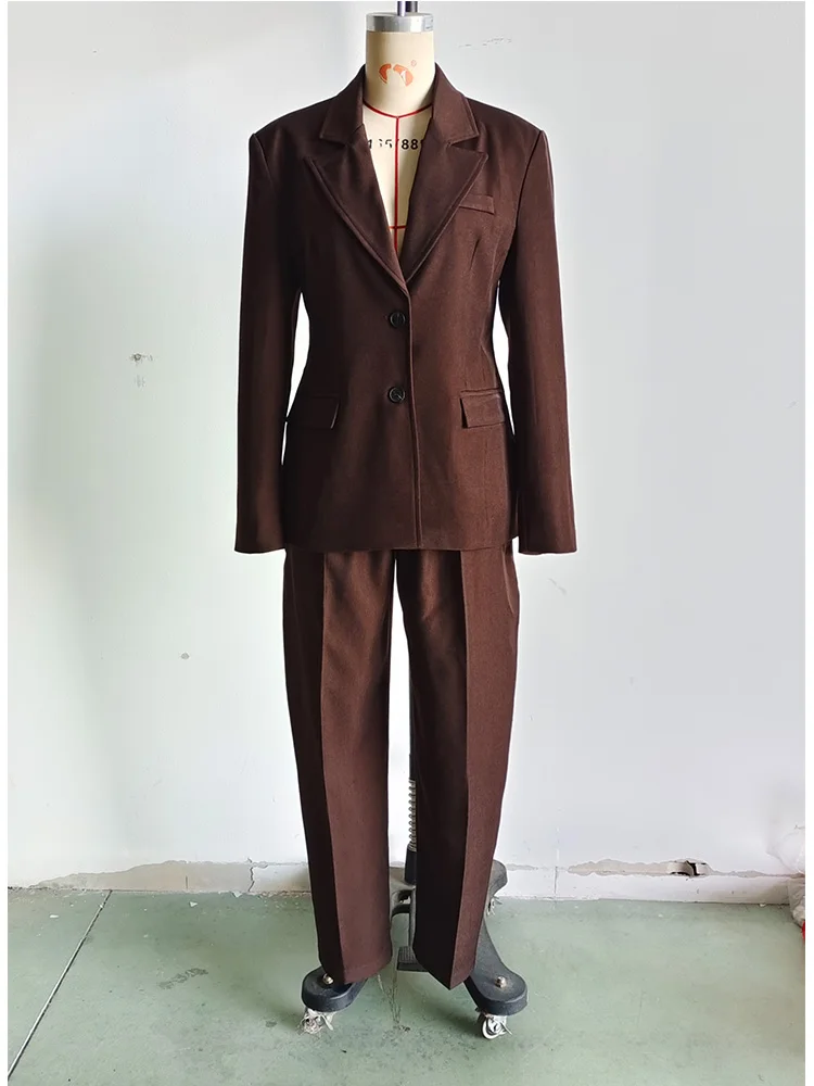 بدلات نسائية صيفية مكونة من قطعتين 2025 سترة متينة غير رسمية معطف وبنطلون ملابس نسائية أنيقة للشارع بدلتين