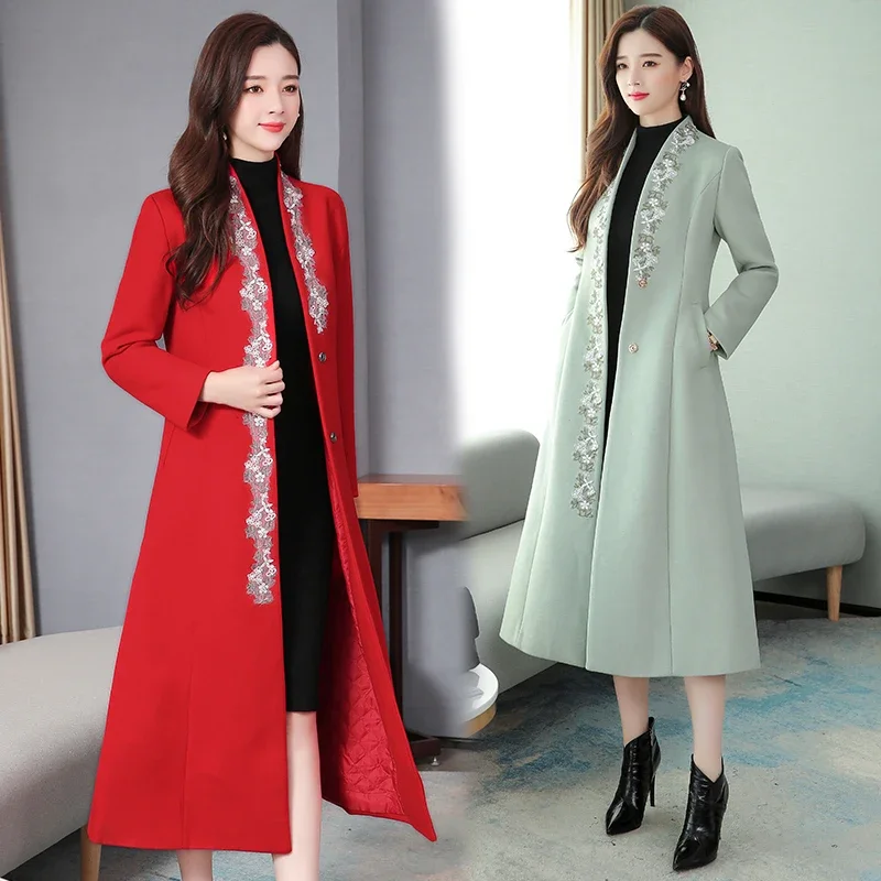 Autumn and winter new fashion wild long thickened ladies Slim temperament plus size woolen coat embroidered woolen trench coat