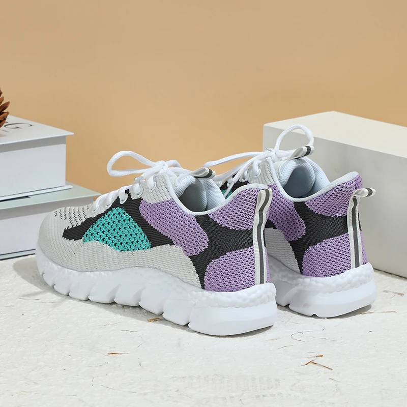 Breathable Women Running Shoes Lightweight Anti-slip Female Sports Shoes Outdoor Soft Women's Sneakers Lace Up Fashion Tennis