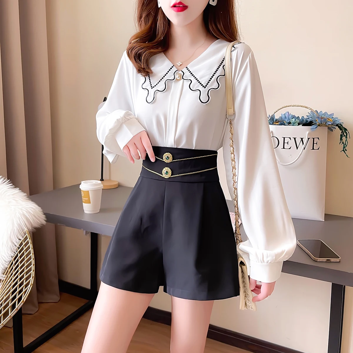 

High Quality Preppy Style Two Piece Pant Sets For Women Fashion Embroidery Peter Pan Collar Shirt Blouse + Wide Leg Shorts Suits