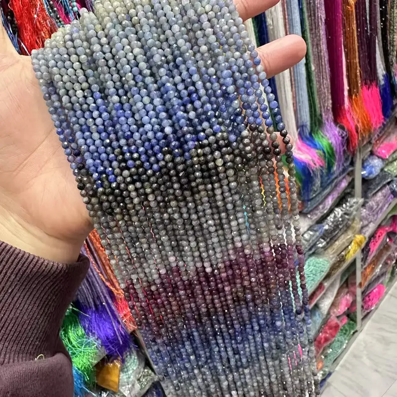 

Натуральный градиент Рубин Сапфир Драгоценный камень Граненые свободные бусины Изготовление браслета DIY Ожерелье для модных ювелирных аксессуаров Оптовая продажа