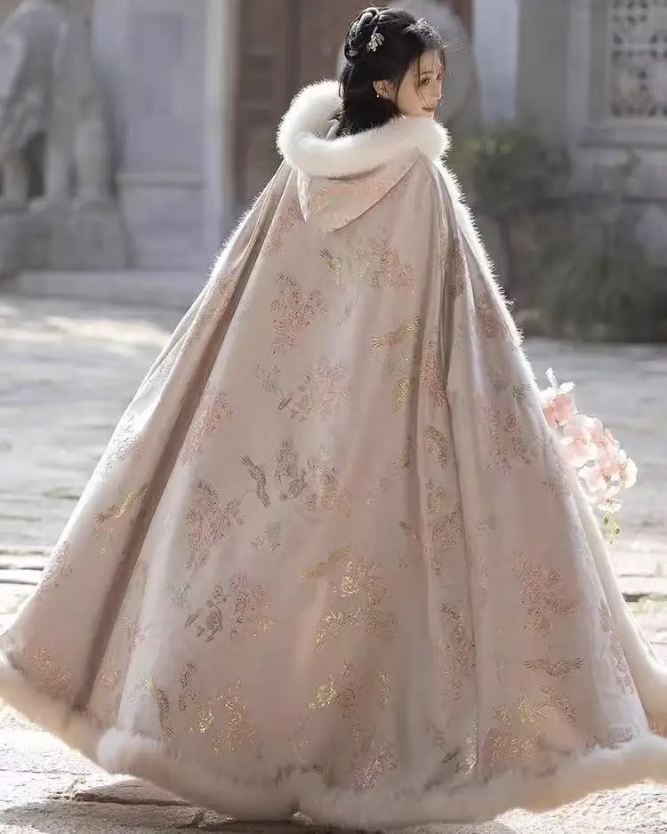 

Золотой тканый плащ ханьфу, женский осенне-зимний утепленный длинный халат с капюшоном, дворцовый стиль, карнавальный сценический плащ, плюшевая накидка с воротником