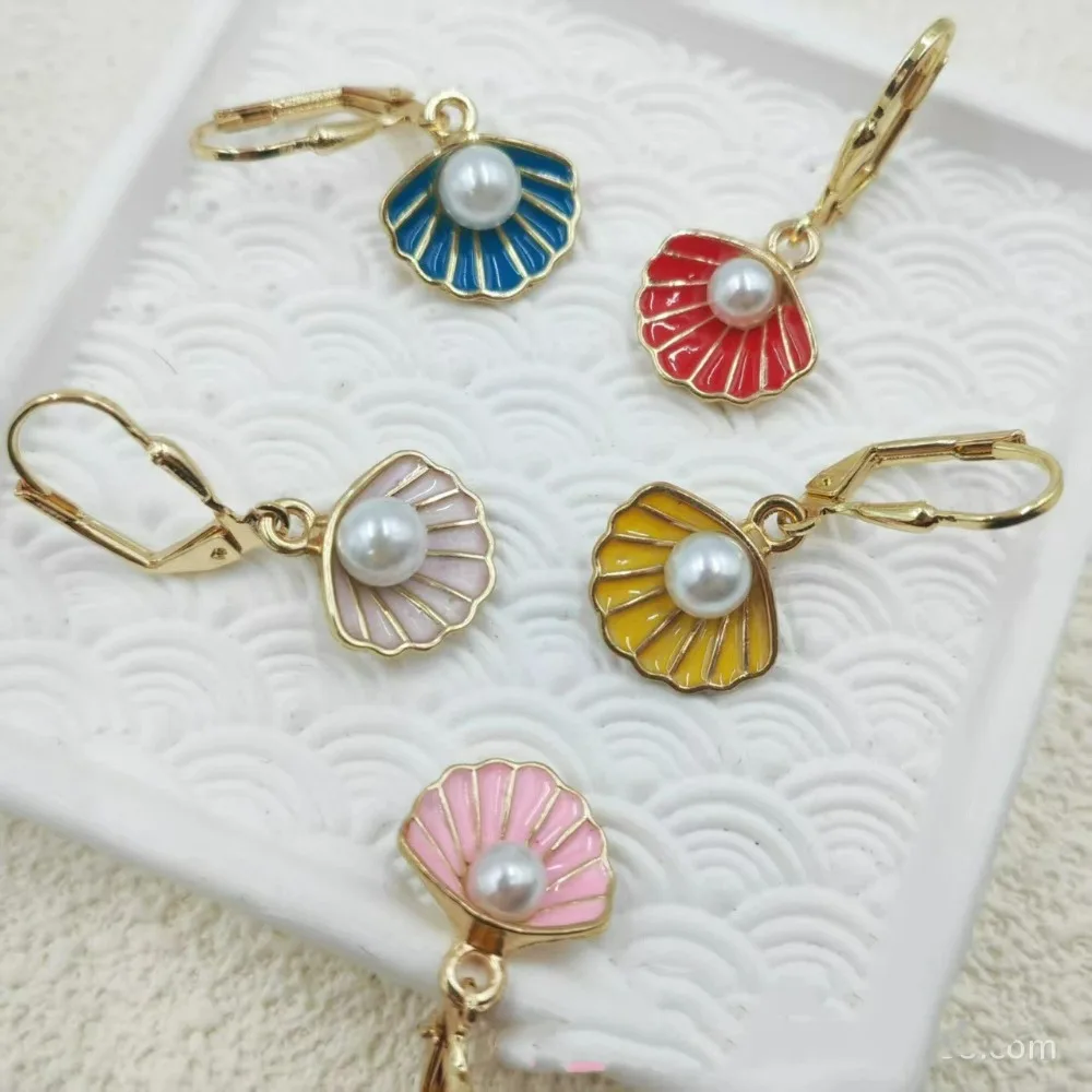 

2026 Summer Holiday Style White Glass Pearl Epoxy Shell Dangle Earrings Fashion Temperament Colorful Oil Drop Earrings