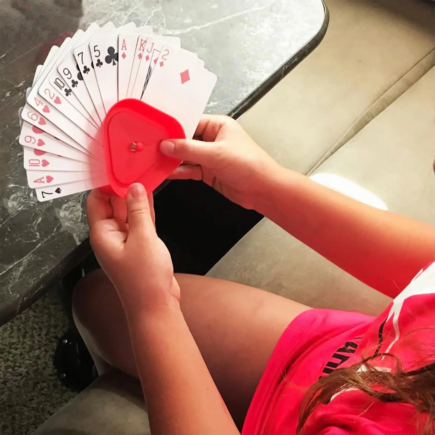 4pcs/set Triangle Shaped Playing Card Holder Lazy Person Poker Seat Board Game Cards Stand For Children Seniors Free Your Hands