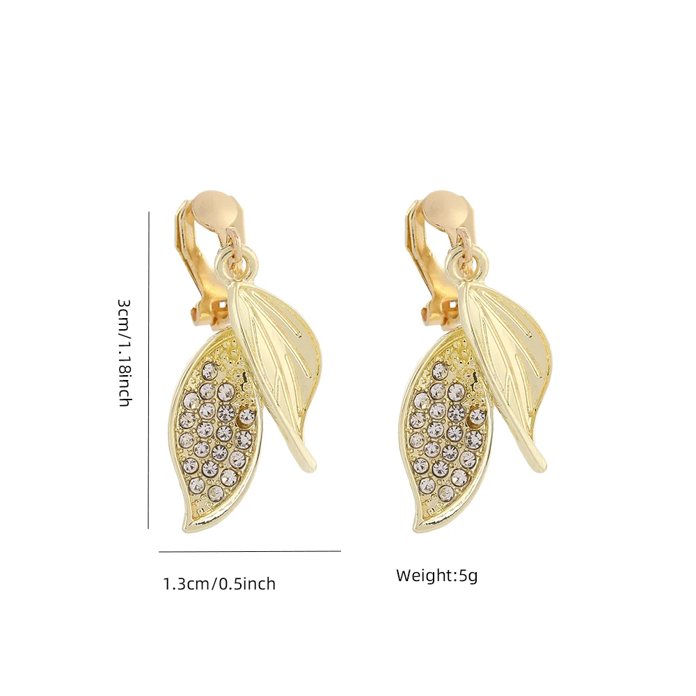 Vintage Golden Rhinestone Leaf Clip Earrings Fashion Non-piercing Earrings for Women Korean Sweet Jewelry 2024 Girls Gift