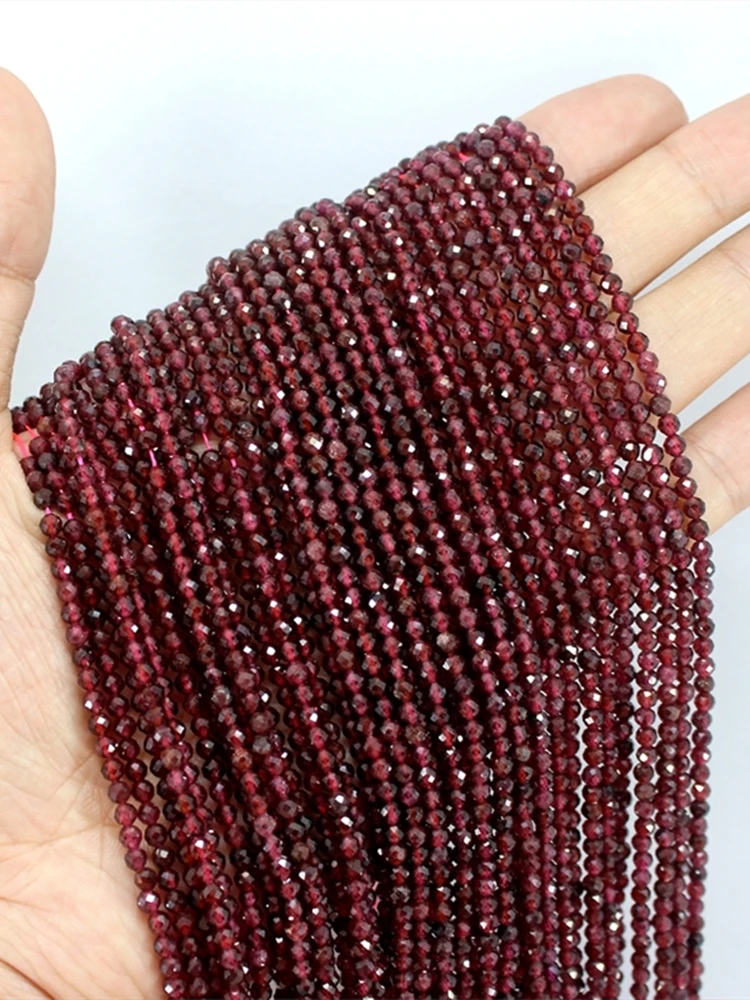 Naturalny fasetowany czerwony granat małe nasiona małe luźne okrągłe koraliki 2/3/4MM do tworzenia biżuterii DIY bransoletki akcesoria naszyjnikowe — 2