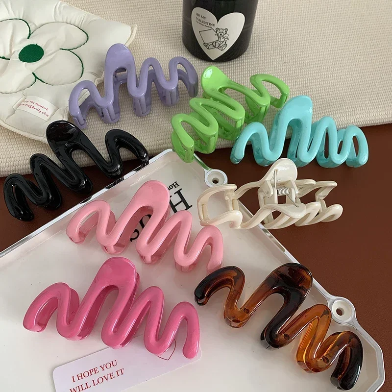 Fashion Solid Color Shark Clip Wave Cross Hair Claw Korean Elegant Geometric Grip Clip Acrylic Ponytail Clip Hair Accessories