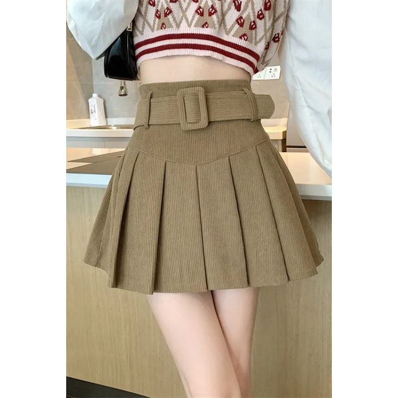 กระโปรงทรงเอเอวสูงผ้าลูกฟูกจีบพลีท  แฟชั่นฤดูใบไม้ร่วงและฤดูหนาว 2025  ทรงเข้ารูป  ความยาวครึ่งตัว  ทันสมัย  สำหรับสาวมั่น