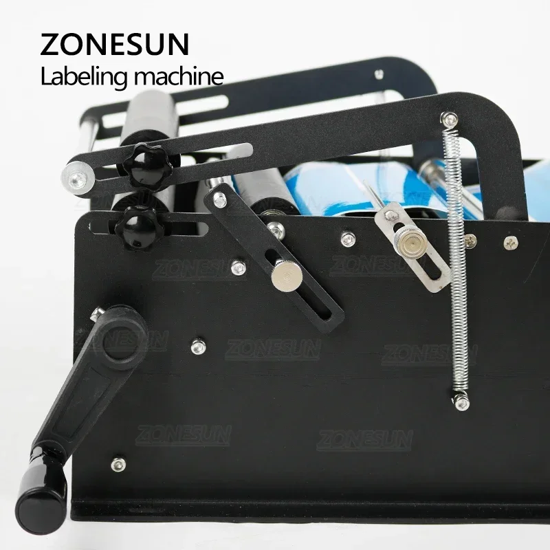 Imagem -02 - Zonesun Máquina de Etiquetar para Garrafas Redondas para Água Mineral Manual Garrafa Redonda com Manga Alta para Etiqueta e Máquina de Embalagem