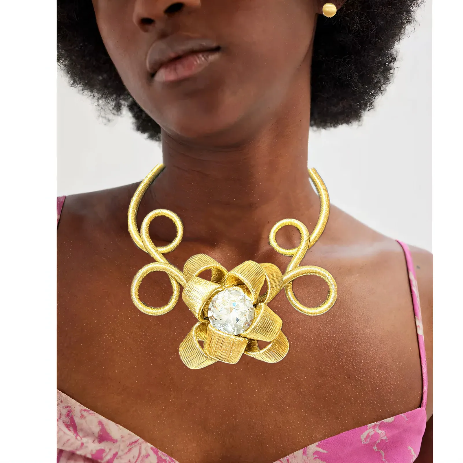 

Original design flower bow necklace collarbone chain hand woven exaggerated jewelry necklace