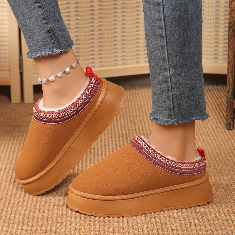 

Pop Women's Snow Boots New Winter 2024 Brand Design Short Plush Warm Flat Slippers Thick Bottom Non-slip Women's Short Boots Zap