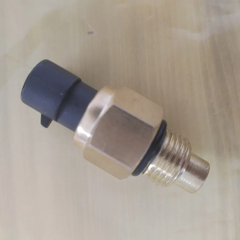 Construction machinery parts 6727869 Hydraulic Temp Sensor for Skid Steer Loader 430 E26 T2250 T40140 A770