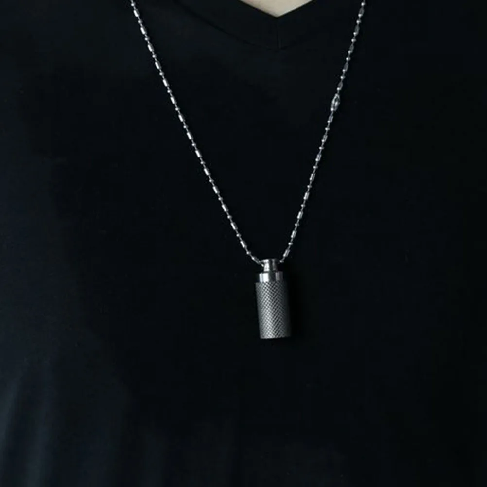 

2Pcs Metal Waterproof Pill Holder Portable Keychain Pill Container Emergency Storage Case Mini Fob for Outdoor Travel Use